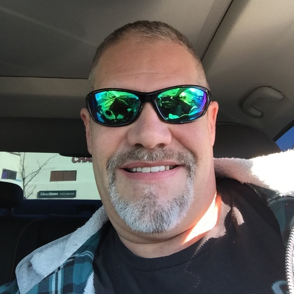 Meet your Posher, Richard - Picture 1 of 1